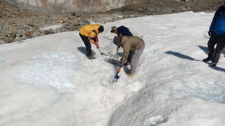 Watch: స్కూటీపై వెళుతున్న యువతిని వేధించిన బైకర్.. ఆ తర్వాత ఏం జరిగిందో తెలుసా..?