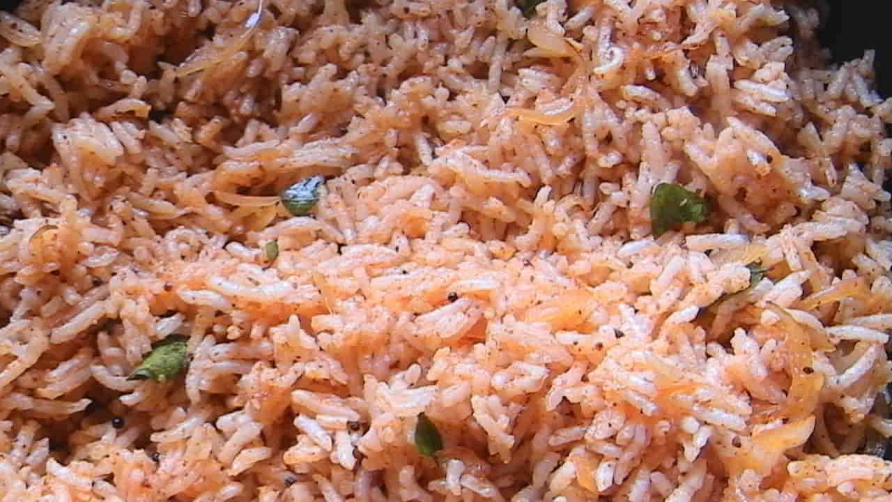 Avakaya Fried Rice: స్పైసీ ఆవకాయ ఫ్రైడ్ రైస్.. నవరాత్రుల్లో బెస్ట్ రెసిపీ..