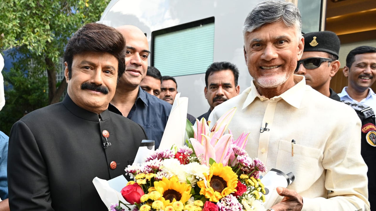 ఓ వైపు అన్‌స్టాపబుల్‌ ఎపిసోడ్స్ షూటింగ్‌, ఇంకో వైపు ఎన్బీకే 109 షూటింగ్‌తో బిజీ బిజీగా ఉన్నారు బాలయ్య. ఈ దీపావళి పండుగ కోసం ముందుగానే ఓటీటీలోకి వచ్చేస్తున్నా. సంక్రాంతికి ఎన్బీకే 109తో థియేటర్లలో కలుసుకుందాం అనే హింట్స్ ఇస్తున్నారు. 