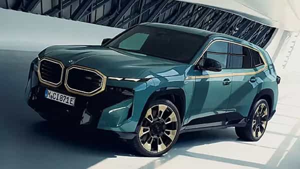 BMW XM: సూపర్ మైలేజ్తో బీఎండబ్ల్యూ నయా కారు.. ఆ ప్రీమియం కార్లకు గట్టి పోటీ