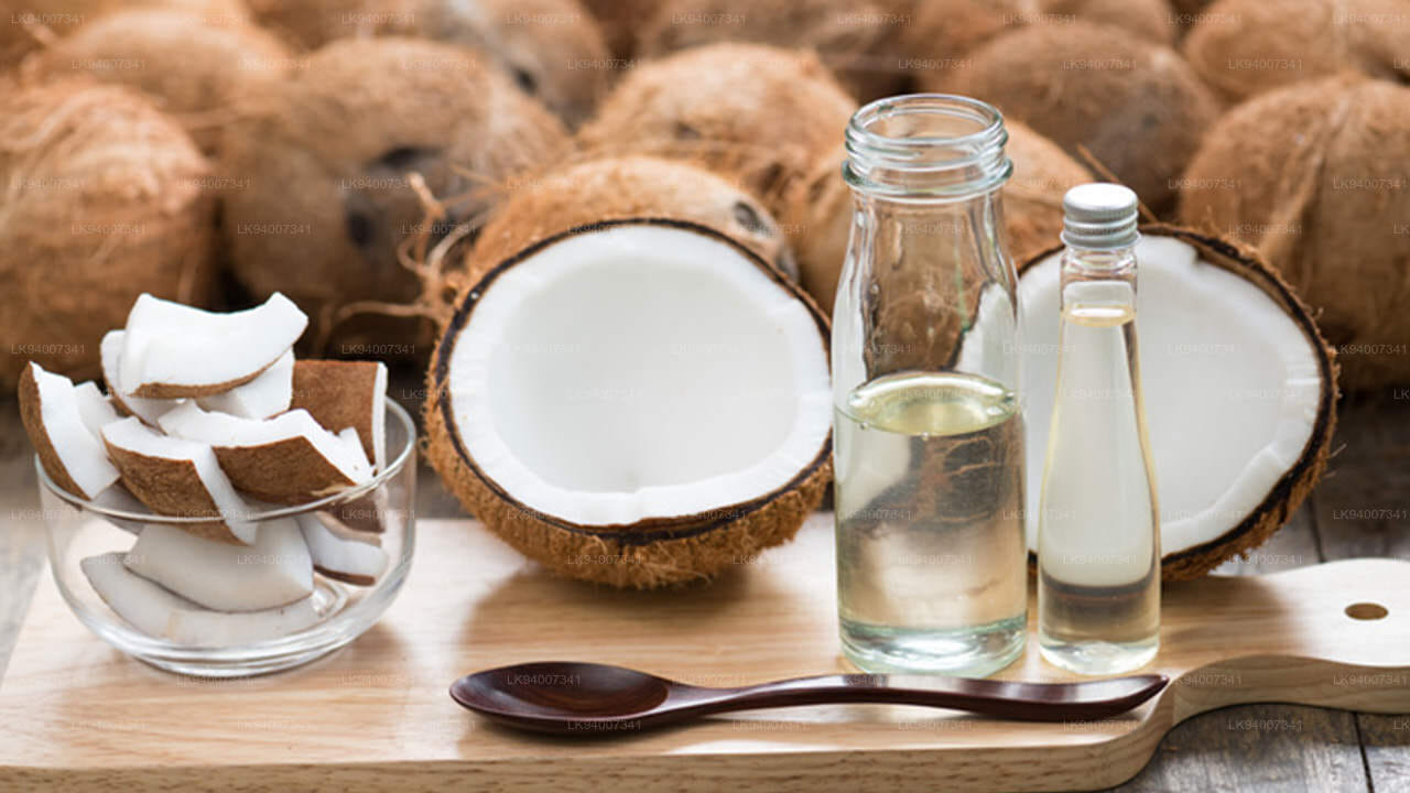 రెగ్యులర్‌గా ఒక స్పూన్ కొబ్బరి నూనె తాగితే ఎంతో ఉత్సాహంగా ఉంటారు. శక్తి కూడా లభిస్తుంది. అలాగే థైరాయిడ్ సమస్యను మెరుగు పరచడంలో కూడా సహాయం చేస్తుంది. జీవక్రియను మెరుగు పరుస్తుంది. వెయిట్ లాస్ అయ్యేందుకు సహాయ పడుతుంది.
