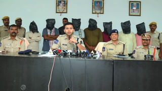 Telangana: ఒక్కొక్కరికి రూ.లక్ష 90 వేలు.. వారందరికీ చెక్కులు పంపిణీ చేసిన డిప్యూటీ సీఎం