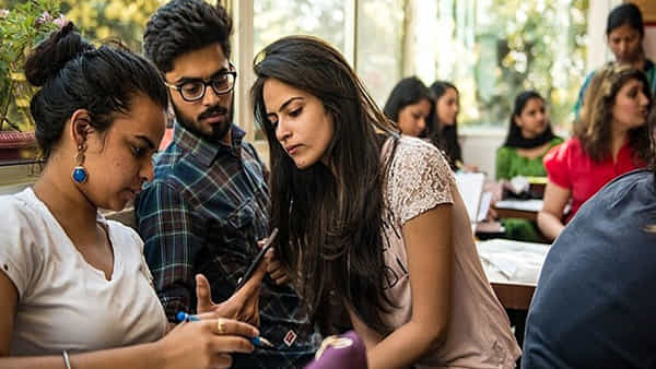 TG DSC Certificate Verification: డీఎస్సీ అభ్యర్ధులకు అలర్ట్.. నేటి నుంచి ధ్రువపత్రాల పరిశీలన! మొబైల్ ఫోన్లకు SMS ద్వారా సమాచారం