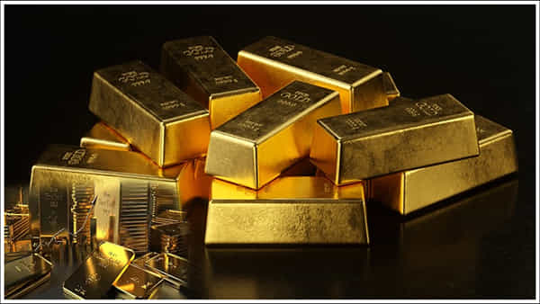 Gold Price: 45 ఏళ్ల రికార్డును బద్దలు కొడుతున్న బంగారం ధర.. ఇంకా ఎంత పెరుగుతుంది?