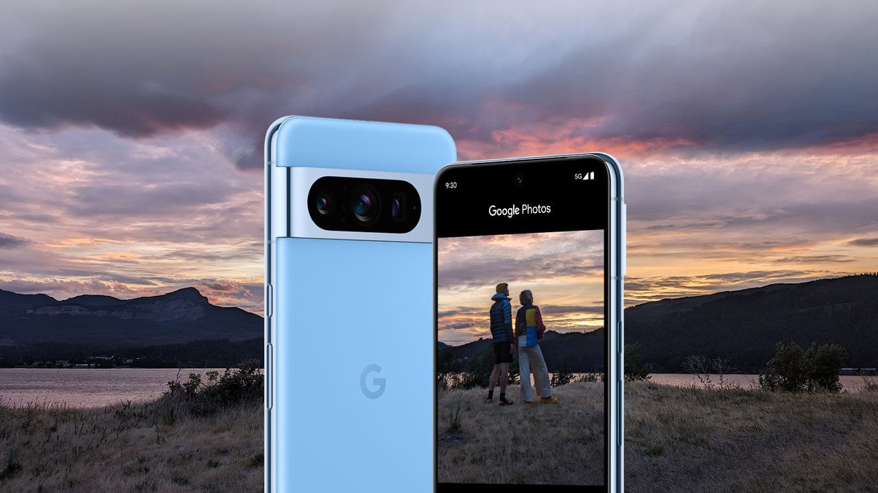 Google Pixel 8: గూగుల్ పిక్సెల్‌8పై ఫ్లిప్‌కార్ట్‌లో ఏకంగా 47 శాతం డిస్కౌంట్‌ లభిస్తోంది. ఈ స్మార్ట్ ఫోన్‌ అసలు ధర రూ. 75,999కాగా సేల్‌లో భాగంగా రూ. 39,999కి సొంతం చేసుకోవచ్చు. ఫీచర్ల విషయానికొస్తే ఇందులో.. 6.2 ఇంచెస్‌తో కూడిన ఫుల్‌హెచ్‌డీ+ డిస్‌ప్లేను అందించారు. అలాగే50 ఎంపీతో కూడిన రెయిర్ కెమెరాను, 10 ఎంపీతో కూడిన ఫ్రంట్‌ కెమెరాను అందించారు. 