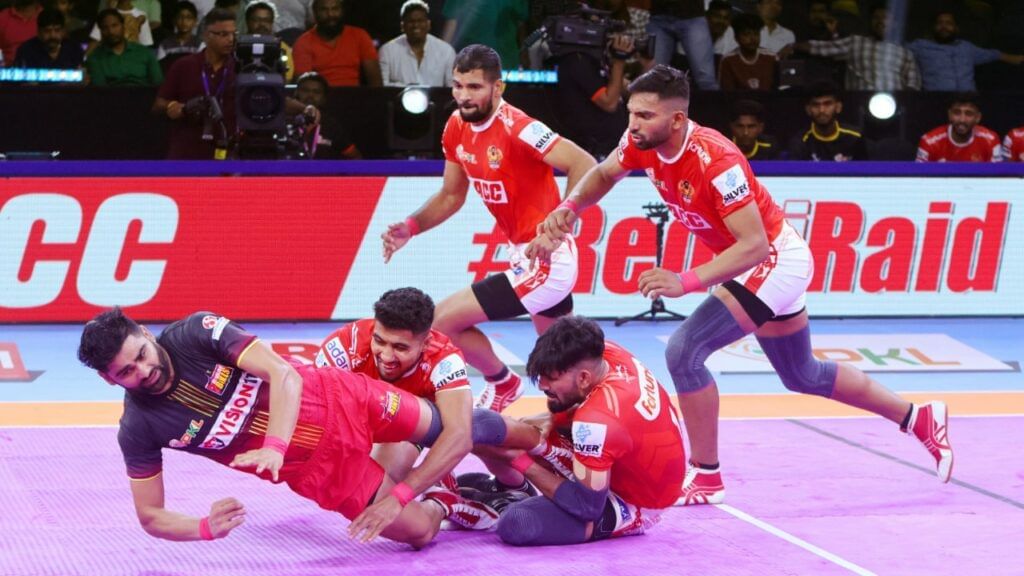 Gujarat Giants Beats Bengaluru Bulls1