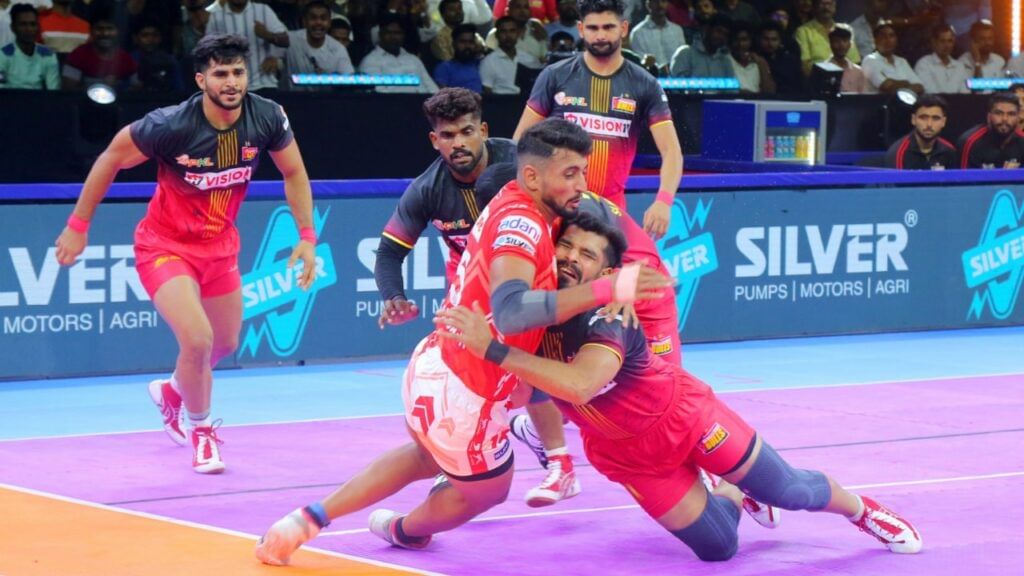 Gujarat Giants Beats Bengaluru Bulls2