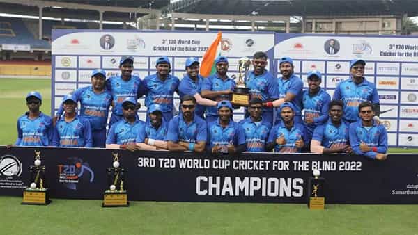IND vs PAK: పాకిస్థాన్లో టీ20 ప్రపంచకప్.. 17 మంది ఆటగాళ్లతో భారత జట్టు ప్రకటన..