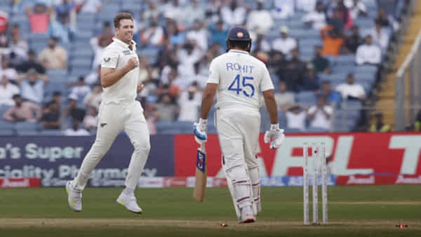 IND vs NZ: ముగిసిన మొదటి రోజు ఆట.. మళ్లీ నిరాశపర్చిన కెప్టెన్ రోహిత్.. టీమిండియా స్కోరు ఎంతంటే?