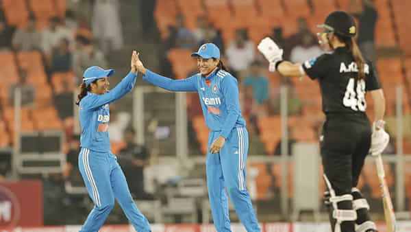 IND vs NZ: ప్రపంచ ఛాంపియన్ ను చిత్తు చేసిన టీమిండియా.. మొదటి వన్డేలో ఘన విజయం