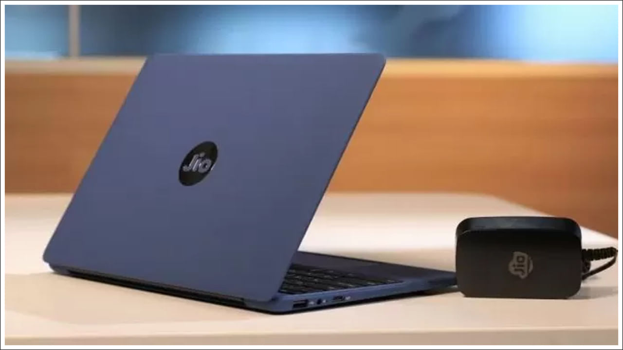 Jio Laptop: దీపావళి ఆఫర్‌.. జియో నుంచి అద్భుతమైన ల్యాప్‌టాప్.. కేవలం రూ.12,890కే!