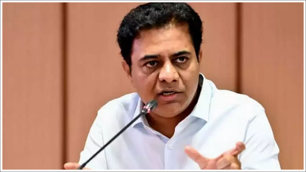 KTR: నాంపల్లి కోర్టుకు చేరుకున్న కేటీఆర్‌.. పరువునష్టం దావాపై కోర్టులో స్టేట్‌మెంట్