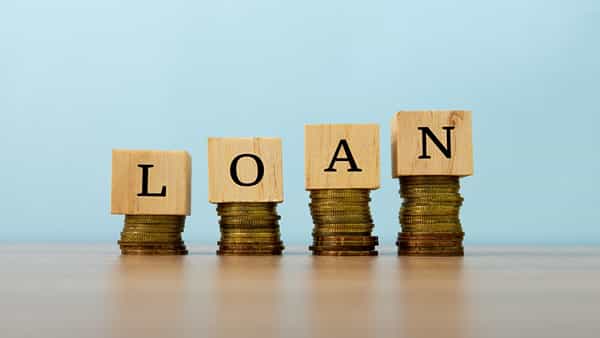 Loan Interest Rates: బిజినెస్ లోన్ తీసుకుంటున్నప్పుడు ఆ తప్పు చేస్తున్నారా? వడ్డీతో మీ నడ్డి విరగడం గ్యారెంటీ