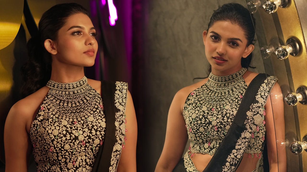 Mamitha Baiju: ఈ అందాన్ని అసలు పట్టించుకోరేంటయ్యా.. బ్లాక్ బస్టర్ హిట్ కొట్టిన కలిసిరాని అదృష్టం.. Mamitha Baiju: ఈ అందాన్ని అసలు పట్టించుకోరేంటయ్యా.. బ్లాక్ బస్టర్ హిట్ కొట్టిన కలిసిరాని అదృష్టం..