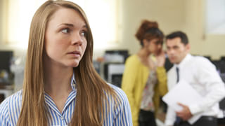 Joint Pains: కీళ్ల నొప్పులను పెంచే ఫుడ్స్ ఇవే.. వీటి జోలికి పోకండి..