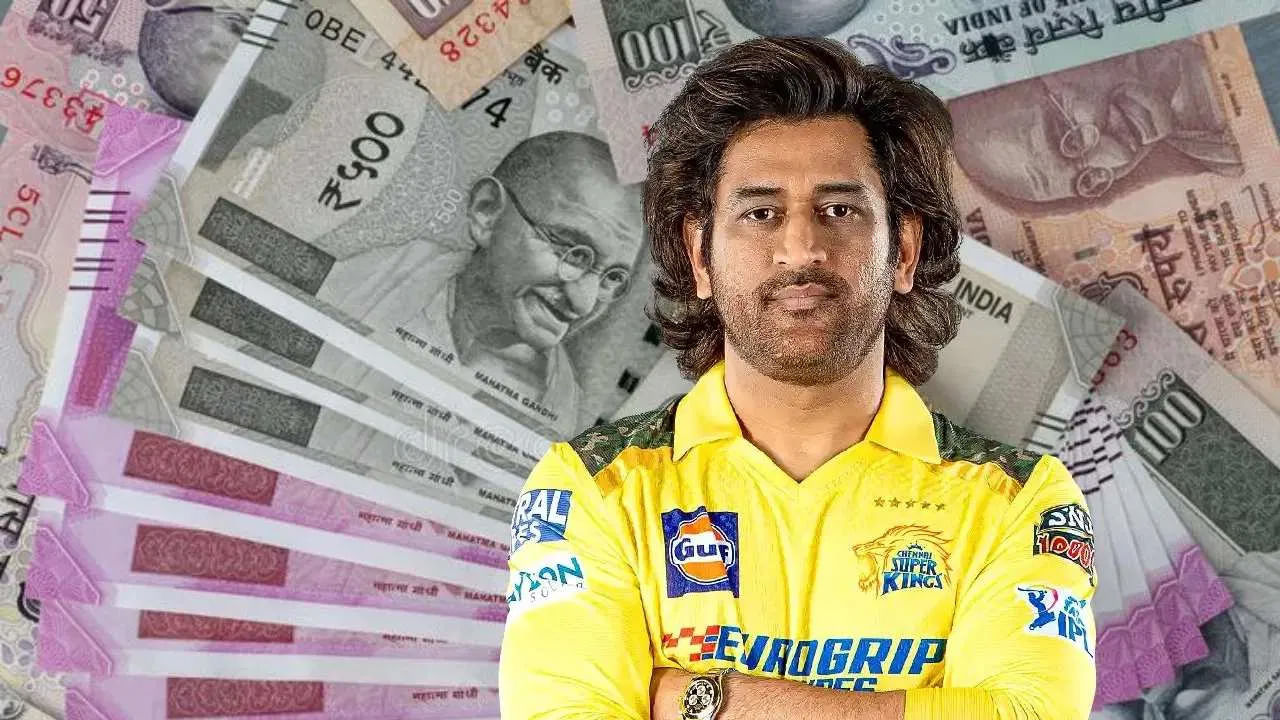 IPL మెగా వేలం నిబంధనల ప్రకారం, 5 సంవత్సరాల పాటు అంతర్జాతీయ క్రికెట్‌కు దూరంగా ఉన్న ఆటగాళ్లను అన్‌క్యాప్డ్ ప్లేయర్‌ల జాబితాలో చేర్చవచ్చు. దీని ప్రకారం, ధోనీ రిటైర్మెంట్‌తో 5 సంవత్సరాలు గడిచాయి. తద్వారా మహేంద్ర సింగ్ ధోనిని అన్‌క్యాప్డ్ జాబితాలో సీఎస్‌కే కొనసాగించనున్నట్లు సమాచారం.