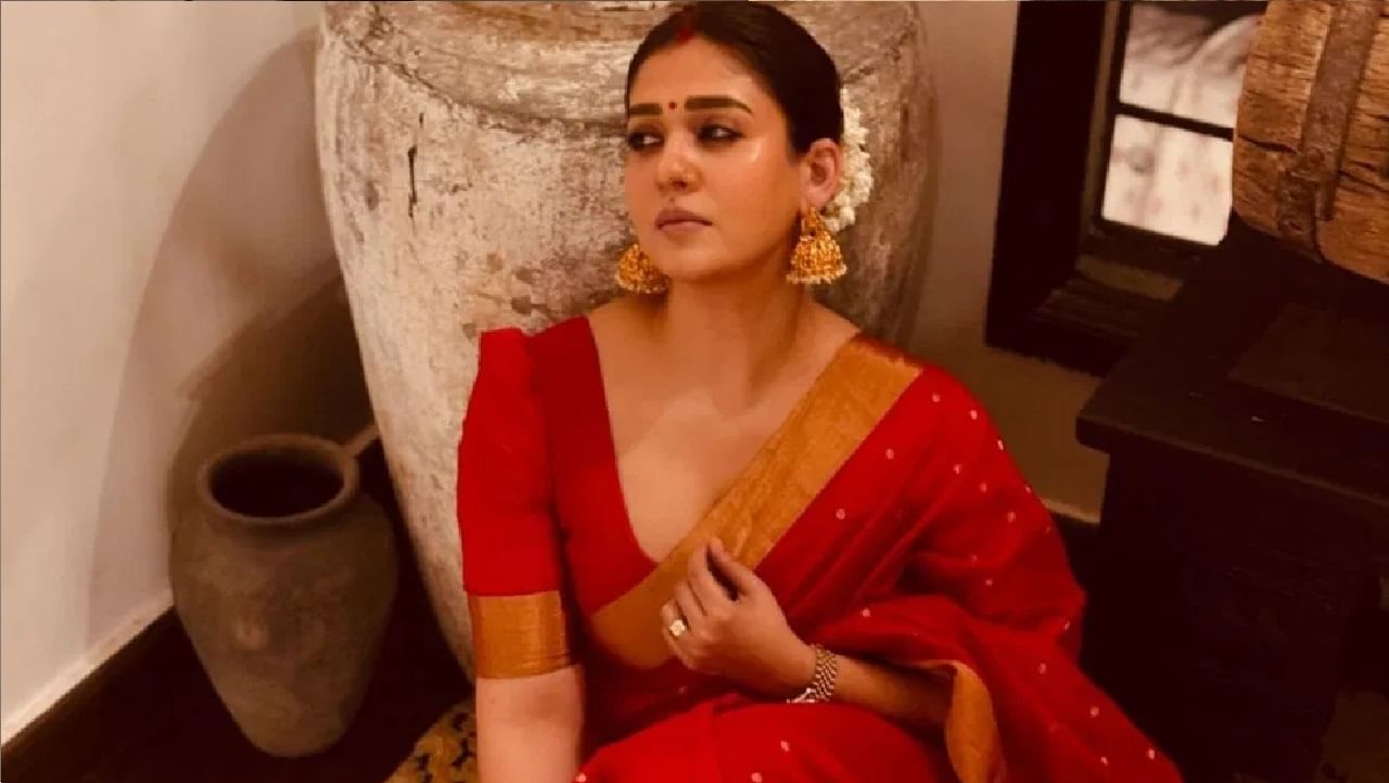 Nayanthara: ఎర్ర చీరలో ముద్దమందారంలా మెరిసిన నయన్.. ఏం అందం గురూ..!