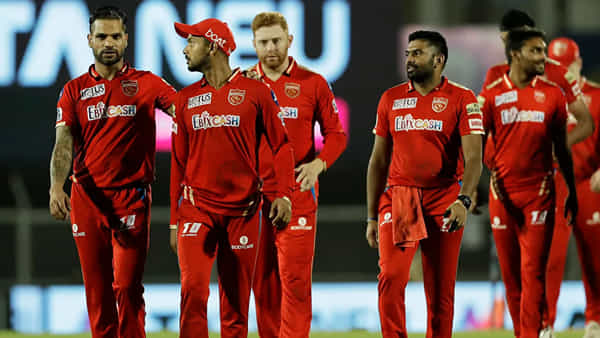 IPL 2025: మెగా వేలానికి ముందే భారీ స్కెచ్ వేసిన ప్రీతి జింటా.. అత్యధిక పర్స్తో ఎంట్రీ ఇచ్చే 3 జట్లు ఇవే..