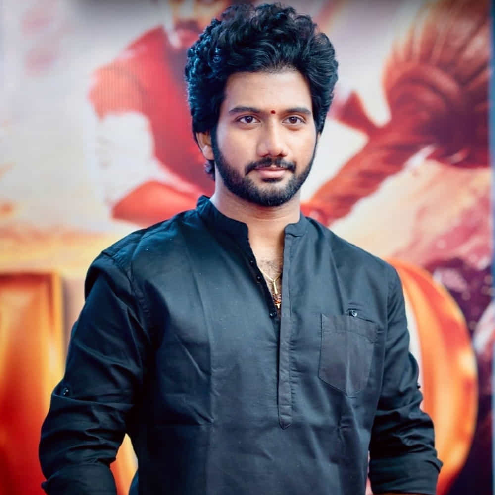 పీవీసీయులో మరో మూవీ ప్రకటించారు ప్రశాంత్ వర్మ. పీవీసీయులో మూడో సినిమాగా మహాకాళీ అనే లేడీ సూపర్ హీరో మూవీని తెరకెక్కిస్తున్నట్టుగా ప్రకటించారు ప్రశాంత్ వర్మ.