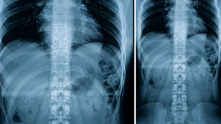 Viral: నీటిలో తేలియాడుతున్న వింత ఆకారం.. పట్టుకుని చూడగా.. వామ్మో.!