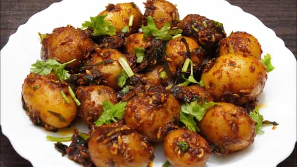 Shahi Baby Potato Fry: షాహీ ఆలూని ఇంట్లో కూడా తయారు చేసుకోవచ్చు.. ఎలాగంటే..