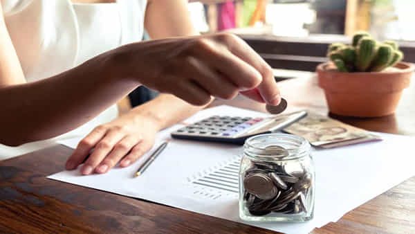 Retirement Planning: పెట్టుబడి వ్యూహం ఇలా ఉండాలి.. మ్యూచువల్ ఫండ్స్లో ఈ ట్రిక్ తెలుసుకుంటే..