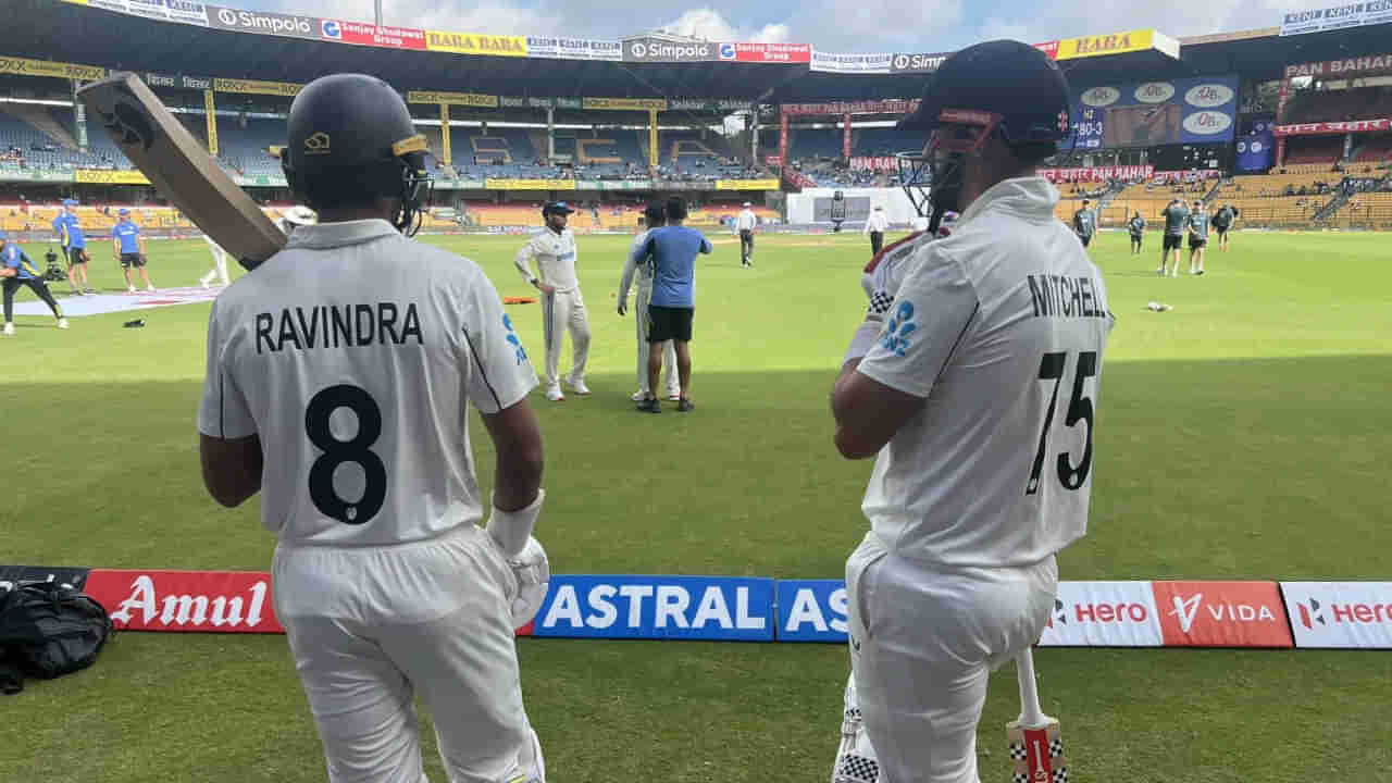 IND vs NZ: పేరుకే స్టార్ బౌలర్ భయ్యో.. సెహ్వాగ్ రికార్డ్‌నే ఊడ్చి పడేశాడు.. అదేంటే తెలిస్తే షాకే