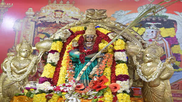 Dussehra: విజయవాడ దసరా ఉత్సవాలు.. లలితా త్రిపుర సుందరీ దేవిగా కనకదుర్గమ్మ