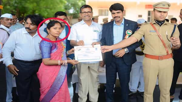 Telangana: కలెక్టర్ చేతుల మీదుగా అవార్డు.. కట్ చేస్తే కటకటాలపాలైన తహసీల్దార్ జయశ్రీ.. ఎందుకు..?