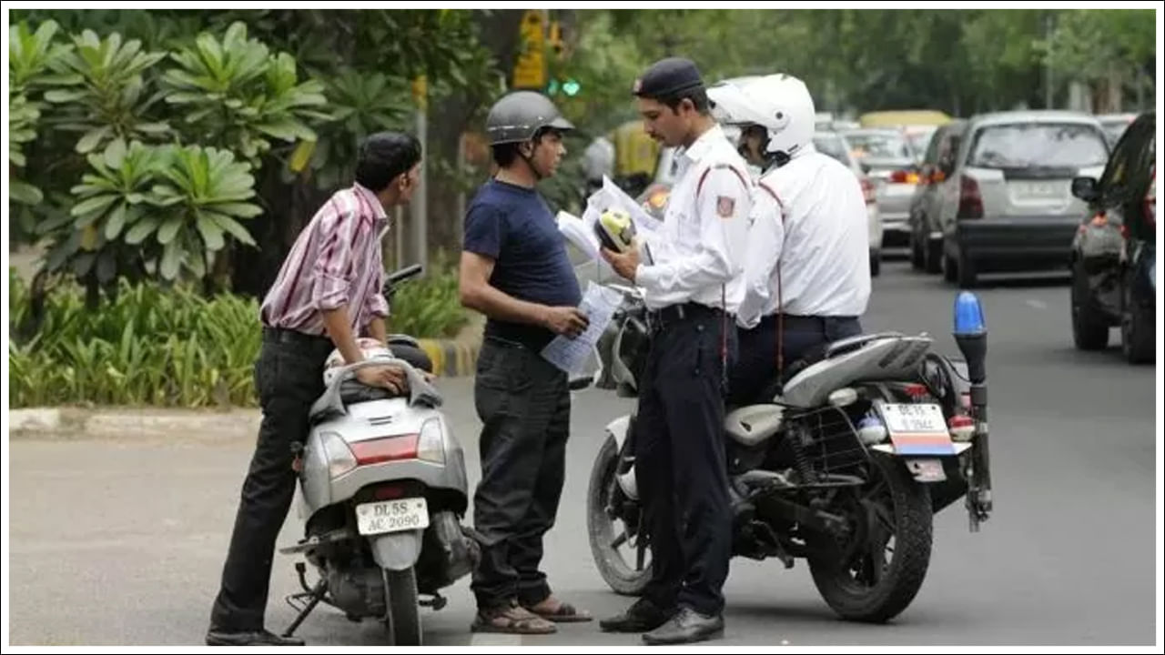 Traffic Challan: హెల్మెట్ ధరించనందుకు లక్ష రూపాయల చలాన్.. అసలేం జరిగిందంటే..