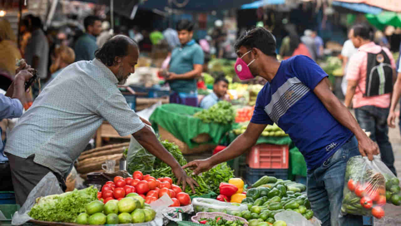 Vegetables Price Today: బాబోయ్.. కూరగాయల ధరలు మస్తు పిరం! ఇలా అయితే బతికేదెలా?