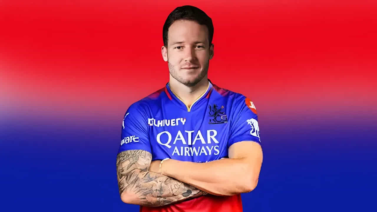 "ప్రస్తుత RCB జట్టుకు ఒక ఫినిషర్ అవసరం. కాబట్టి దక్షిణాఫ్రికా పేసర్ డేవిడ్ మిల్లర్ను 6వ స్థానానికి కొనుగోలు చేయాలి. వేలంలో RCB అతన్ని కొనుగోలు చేస్తుందని నేను భావిస్తున్నాను. మిల్లర్ రాకతో ఆర్సీబీ జట్టు మరింత పటిష్టంగా మారుతుంది' అని ఏబీ డివిలియర్స్ తన యూట్యూబ్ ఛానెల్లో పేర్కొన్నాడు.