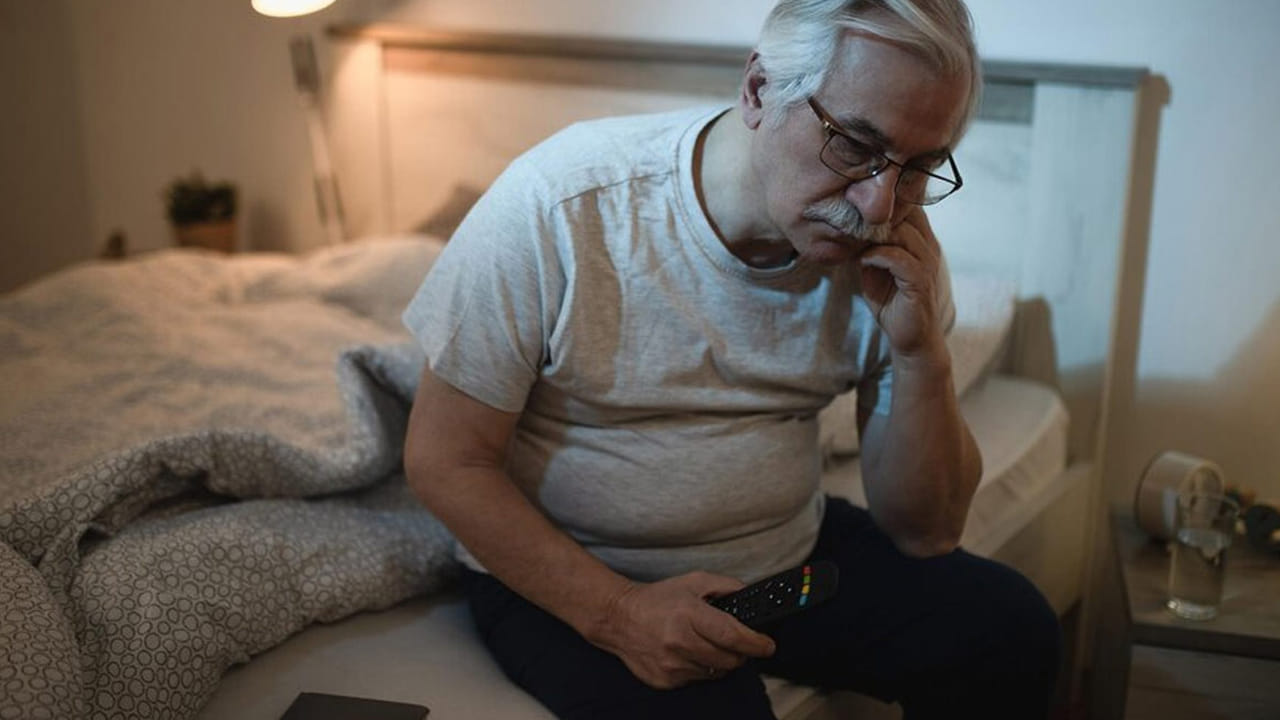 దీని కారణంగా, ట్రైగ్లిజరైడ్ రిచ్ లిపోప్రొటీన్లు పెరగడం ప్రారంభిస్తాయి. ఇది శరీరంలోని ధమనులలో ప్రమాదకరమైన కొవ్వు ఫలకాలను సృష్టిస్తుంది. దీని కారణంగా గుండెపోటు, గుండె సంబంధిత వ్యాధులు, పక్షవాతం వంటి వ్యాధుల ప్రమాదం పెరుగుతుంది.