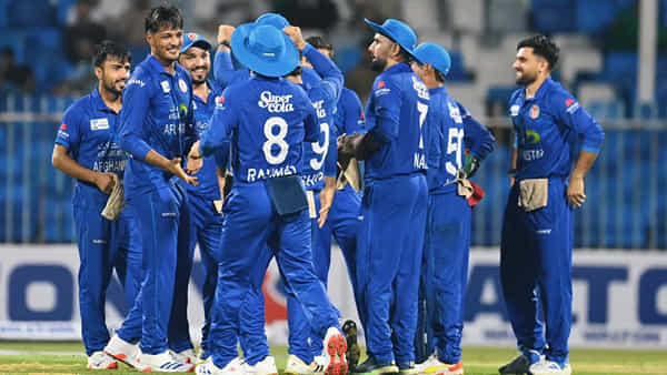 6 ఓవర్లలో 6 వికెట్లు.. రషీద్నే మించిపోయాడుగా.. ఈ బాహుబలి ప్లేయర్ ఎవరో తెల్సా