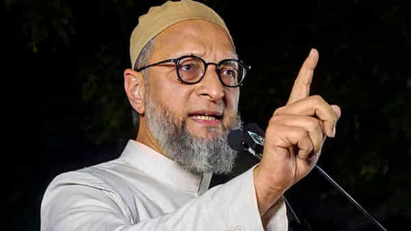 Asaduddin Owaisi: బాబ్రీ తీర్పుతో ముస్లిం ప్రార్థనా స్థలాలు లక్ష్యంగా మారాయి.. అసదుద్దీన్ సంచలన వ్యాఖ్యలు