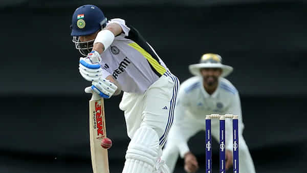 Ind vs Aus: ఆసీస్కి ఆ టీమిండియా ప్లేయర్ అంటే దడ..ఎలాగైనా ఔట్ చేయాలని పెద్ద స్కెచ్..!