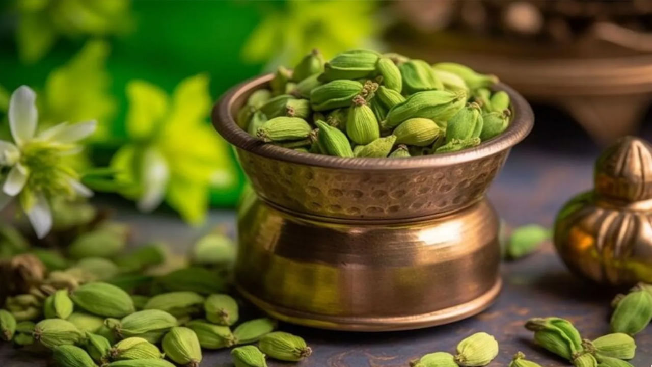 Cardamom for Skin: యాలకులతో మీ చర్మ రంగును మెరుగు పరచుకోండి..