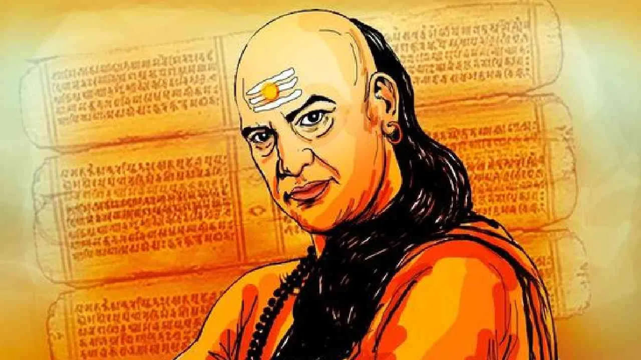 Chanakya Niti: ఈ నాలుగు ప్రదేశాల్లో సిగ్గు పడితే జీవితంలో విజయం కలే అంటున్న చాణక్య