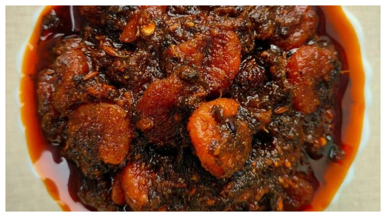 దగ్గు, ఆయాసం, తుమ్ములతో బాధపడేవారికి గోంగూర మంచి ఉపశమనం అంటున్నారు నిపుణులు. ఈ సమస్యతో బాధపడేవారు గోంగూర తినడం వల్ల ఫలితం ఉంటుంది. జుట్టు ఒత్తుగా పెరుగుతుంది. గోంగూరలో విటమిన్ సి అధికంగా ఉంటుంది. మనకు రోజూవారీగా కావాల్సిన విటమిన్ సిలో 53 శాతం గోంగూరలో ఉంటుంది. ఇది రోగనిరోధక శక్తిని పెంచుతుంది. 