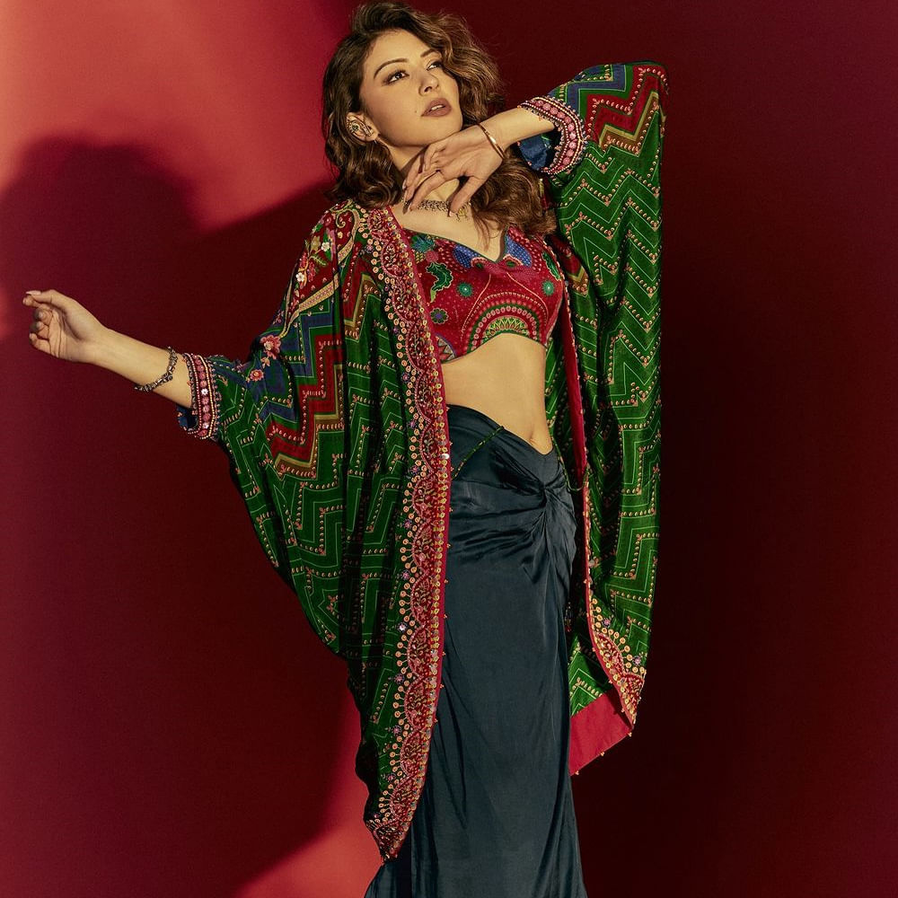 ఈ సినిమా తర్వాత తెలుగులో స్టార్ హీరోలందరి సరసన నటించే ఛాన్స్ కొట్టేసింది. తెలుగులో ఈ అమ్మడు నటనకు కుర్రాళ్లు ఫిదా అయిపోయారు. కొన్నాళ్ల క్రితమే టాలీవుడ్ టూ బాలీవుడ్ షిఫ్ట్ అయ్యింది.