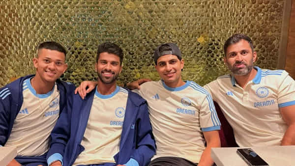 IND vs AUS: ఆస్ట్రేలియా పర్యటనకు కేవలం ఐదుగురే.. రోహిత్, విరాట్, కోచ్ గంభీర్లు ఎక్కడ?