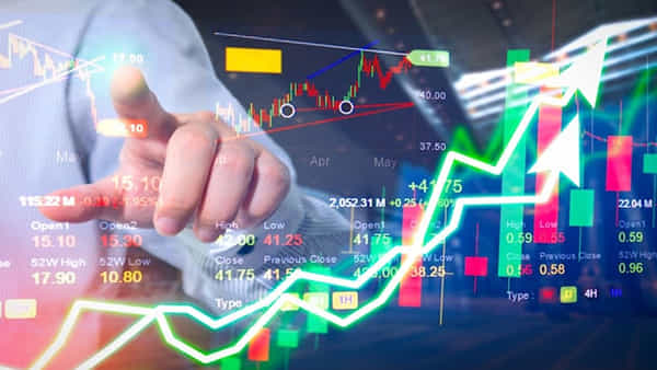 Indian IPOs: స్టాక్ మార్కెట్లో ఐపీవో హంగామా.. ఒక్క ఏడాదిలోనే రూ.1.22లక్షల కోట్లు..!