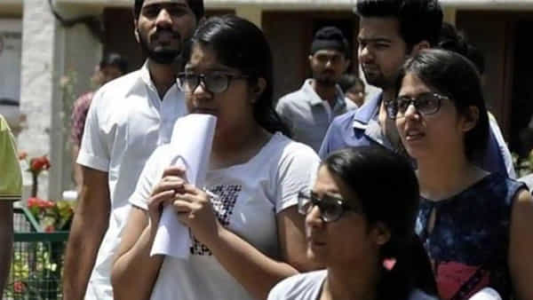 JEE Advanced 2025 Revised: జేఈఈ ‘అడ్వాన్స్డ్’పై JAB యూటర్న్.. మూడుసార్లు కాదు రెండుసార్లేనట!