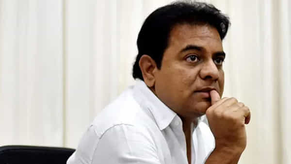 ఫార్ములా ఈ-రేసు కేసు విచారణలో కీలక పరిణామం.. కేటీఆర్కు ఈడీ నోటీసులు..!