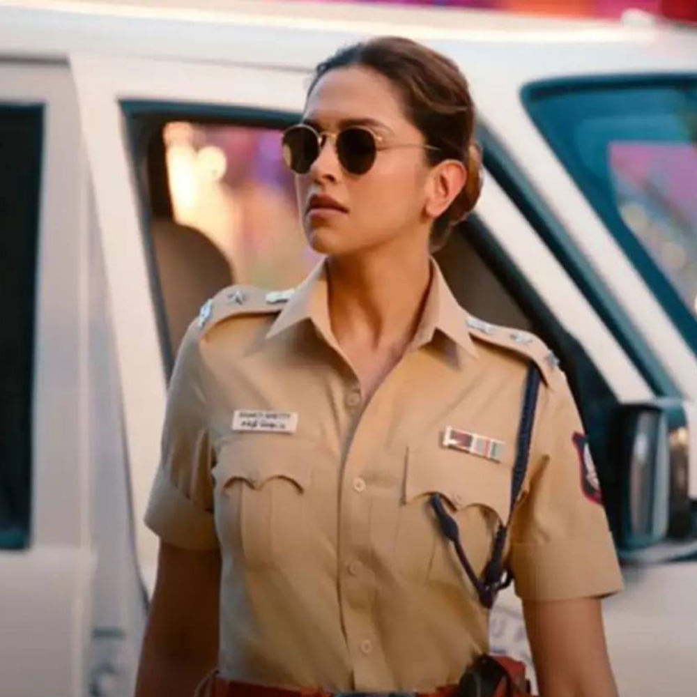 Lady Singham (3)