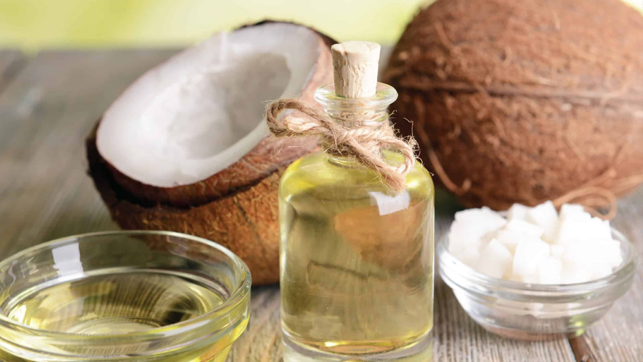 Lifestyle: చలికాలం సమస్యలకు కొబ్బరి నూనెతో చెక్.. ముఖానికి అప్లై చేస్తే..