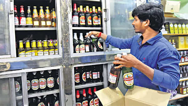 Telangana: వెరీవెరీ బ్యాడ్న్యూస్.. తెలంగాణ మందుబాబులకు ఎంత కష్టమొచ్చిందో కదా