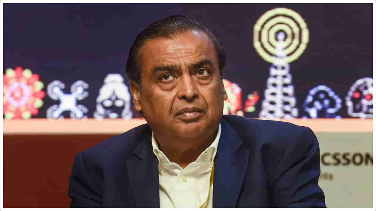 Mukesh Ambani: దేశవ్యాప్తంగా 80 రిలయన్స్ స్టోర్లను ఎందుకు మూసివేస్తోంది? కారణం ఇదే!