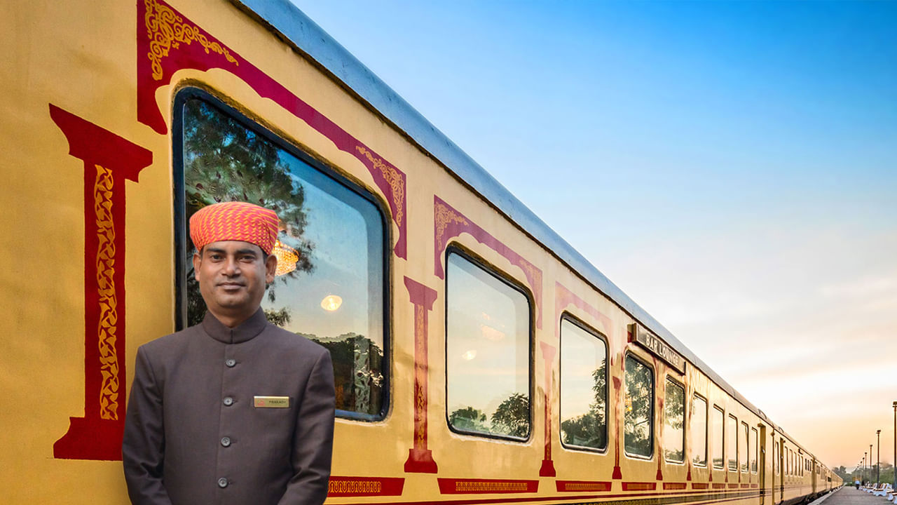 స్వాతంత్ర్యానికి  పూర్వం రాజ్‌పుత్ రాష్ట్రాల పేరుతో 14 కోచ్‌లతో, సెలూన్‌లు ఈ ప్రత్యేక రైలు సర్వీస్ కోసం ప్రత్యేకంగా రూపొందించిన పొదగబడిన మోటిఫ్‌లు, వాల్ టు వాల్ కార్పెటింగ్, ధనిక బట్టలతో చేసిన అన్ని అప్హోల్స్టరీలు, అత్యంత ఆతిథ్యం, సాంప్రదాయకంగా మాత్రమే అందించబడ్డాయి.