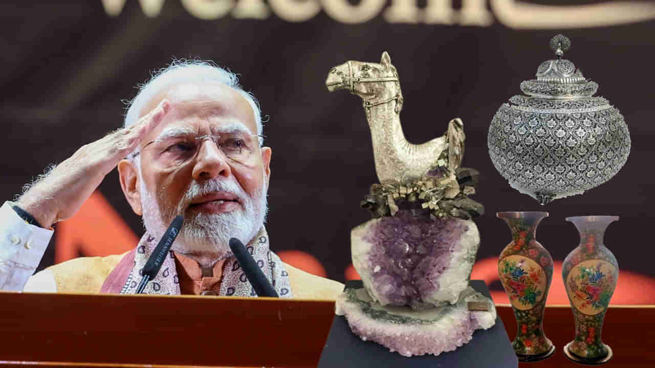 PM Modi: ప్రధాని మోదీ థింకింగే వేరబ్బా.. భారతదేశ వారసత్వ చరిత్రను తెలియజేసేలా నేతలకు బహుమతులు..